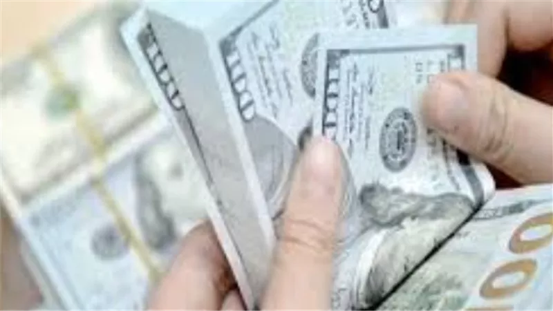 متابعة لحظية لسعر الدولار.. استقرار العملة الأمريكية أمام الجنيه في تعاملات مايو 2026
