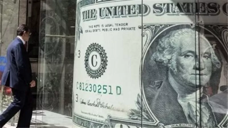 الدولار اليوم.. كيف استقر سعر الصرف في بنك التعمير والإسكان خلال تعاملات الأربعاء؟