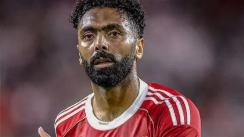 أزمة تجديد عقد حسين الشحات مع الأهلي.. ما هي كواليس الخلاف المادي ومدة التعاقد؟