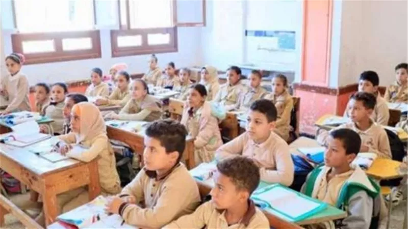 كيف أثرت إجازة عيد العمال 2026 على جداول الامتحانات؟.. المصادر الرسمية توضح