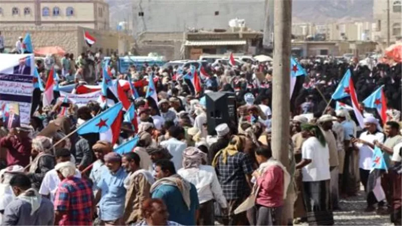 في الذكرى التاسعة لإعلان عدن.. أرخبيل سقطرى يجدد التفويض لـ