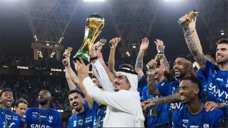 رئيس الهلال عقب التتويج: 
