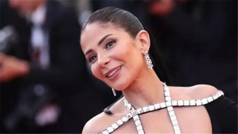 كواليس تعاون منى زكي وهاني خليفة في مسلسل طالع نازل 2026