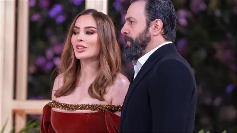 تفاصيل سقوط وفاء الكيلاني في حفل Joy Awards وكواليس إنقاذها أمام الكاميرات