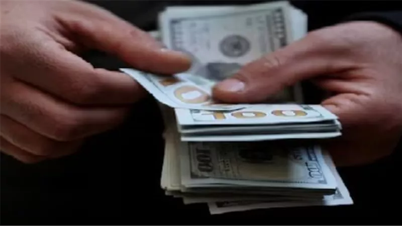 جدول أسعار الدولار في كافة البنوك المصرية اليوم.. تحركات العملة الخضراء