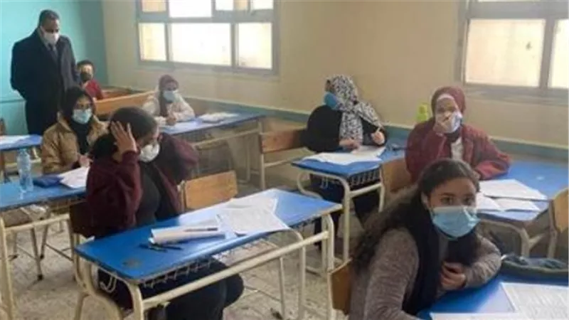 جدول امتحانات الشهادة الإعدادية بالجيزة.. متى يؤدي الطلاب امتحان اللغة العربية؟