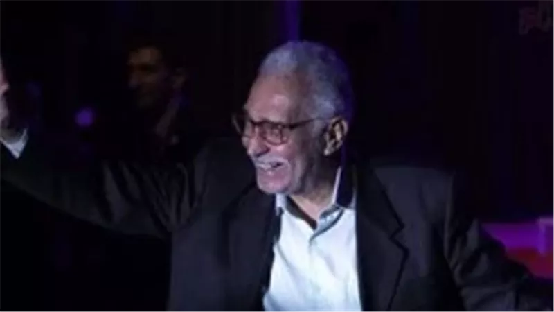 عبد الرحمن أبو زهرة.. 100 مسرحية ومسيرة حافلة بالإبداع بين السينما والمدبلجات العالمية