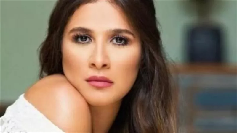بعد غياب 8 سنوات.. ياسمين عبد العزيز تعود لشباك التذاكر بفيلم 