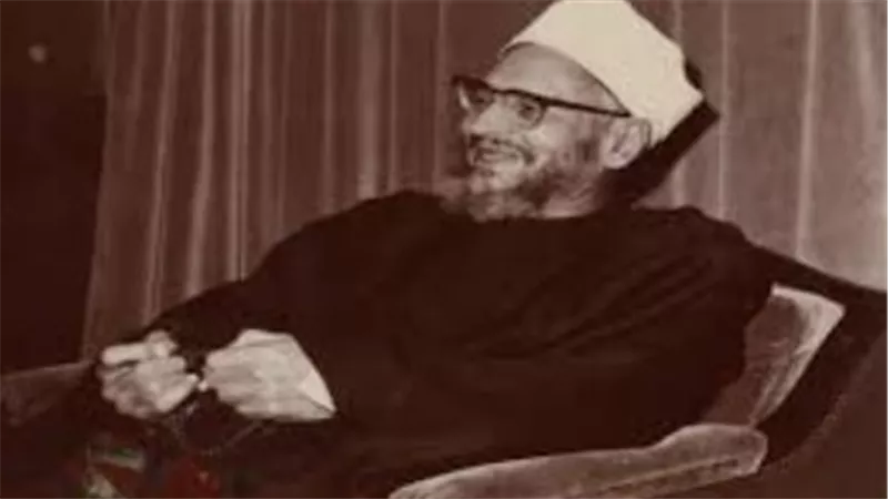 الإمام عبد الحليم محمود.. منارة التصوف وعالم الفلسفة الذي قاد الأزهر بروح الزهد