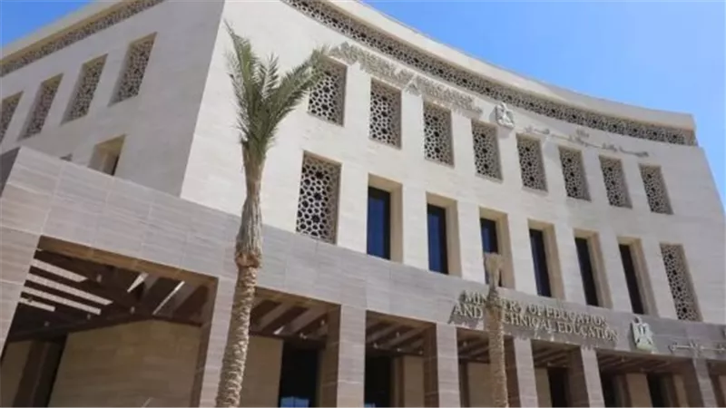 جدول امتحانات الصف الأول الثانوي 2026.. تفاصيل أداء مادة البرمجة في المحافظات