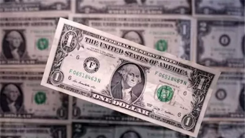 سعر الدولار مقابل الجنيه المصري اليوم السبت 16 مايو 2026 بالتزامن مع العطلة المصرفية