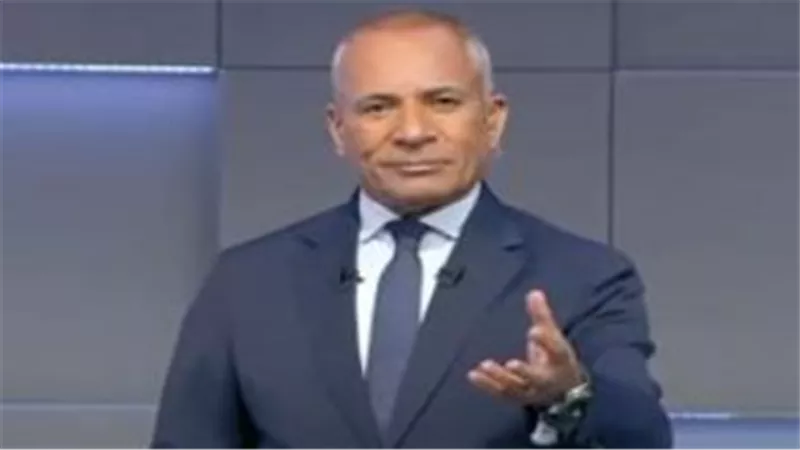 أحمد موسى يكشف تفاصيل حديثه مع وزير النقل حول واقعة محور أسيوط