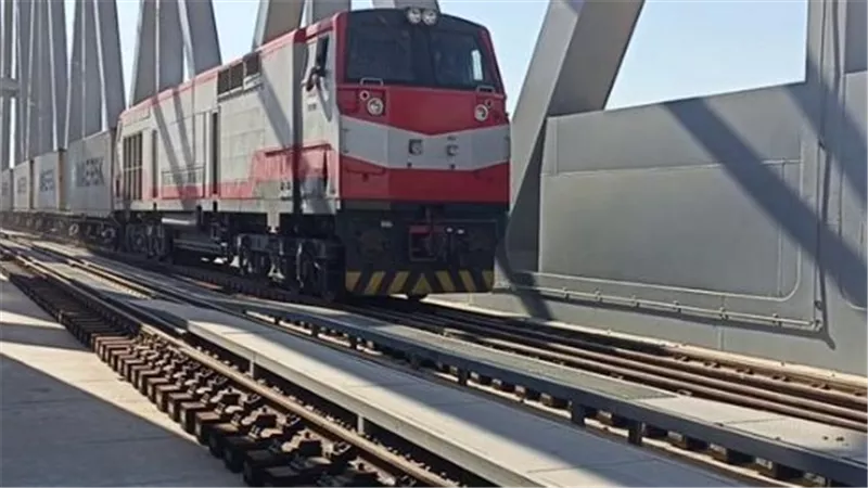 للموظفين والمسافرين.. مواعيد الإياب والذهاب لقطارات خط القاهرة والإسكندرية والعودة