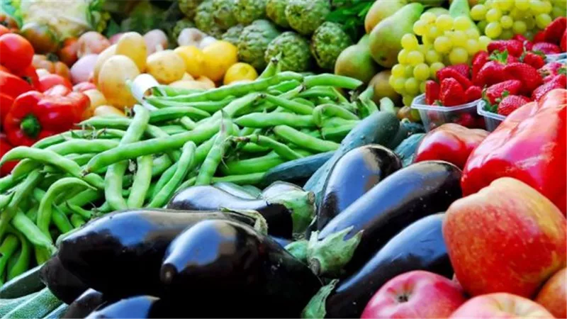بورصة الخضروات اليوم: تفاصيل قفزة أسعار الطماطم وموعد طرح العروة الشتوية الجديدة