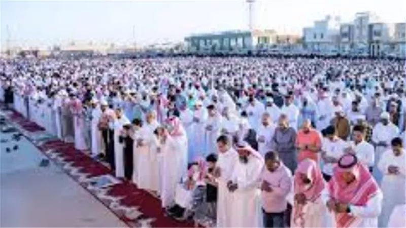 كيفية صلاة عيد الأضحى 2026: عدد التكبيرات الزوائد في الركعة الأولى والثانية وصيغها المأثورة