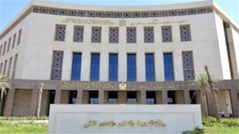 تصل إلى 2000 جنيه: تفاصيل مكافآت أعضاء وعمال غرف عمليات امتحانات الدبلومات الفنية 2026
