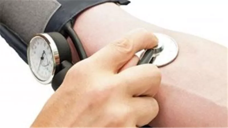 كيف تحافظ على ضغط دمك؟ خطوات عملية لتقليل الأطعمة المصنعة