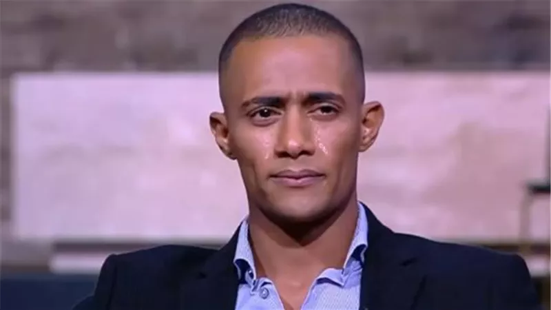 محمد رمضان يحتفل بعيد ميلاده: قصة الصعود من الأحياء الشعبية إلى قمة النجومية