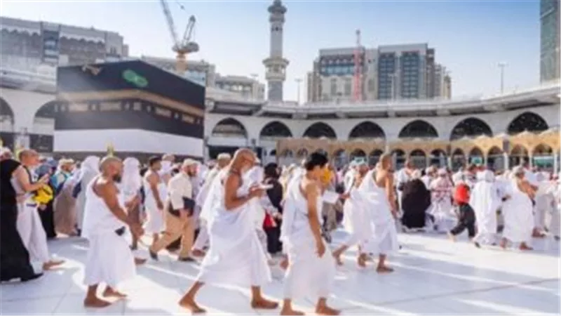رعاية استثنائية لذوي الهمم: حافلات مجهزة ومرافق خاصة لتسهيل أداء المناسك بكل يسر