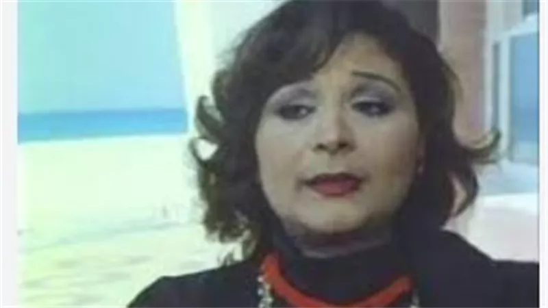 عزيزة راشد: مسيرة فنية حافلة وأدوار لا تُنسى في ذاكرة الدراما المصرية.