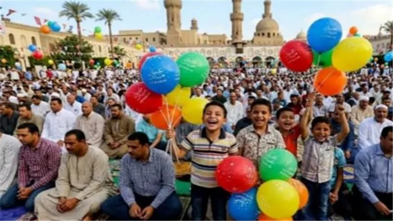 البحوث الفلكية تحدد موعد صلاة عيد الأضحى 2026: استعدوا للأداء في الساحات والمساجد