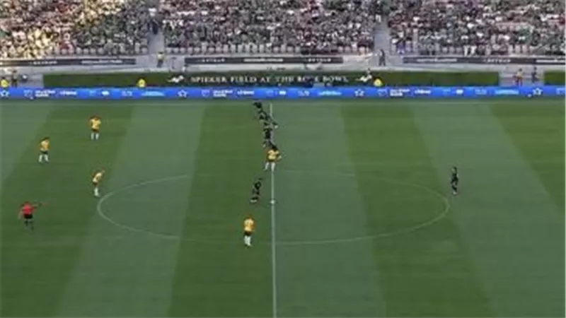 قبل موقعة ملعب أزتيكا.. منتخب المكسيك يحقق فوزًا معنويًا هامًا على حساب أستراليا