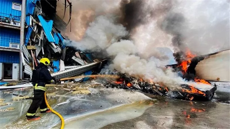 أوكرانيا تأمر بإجلاء عائلات من 16 بلدة بوسط شرق البلاد