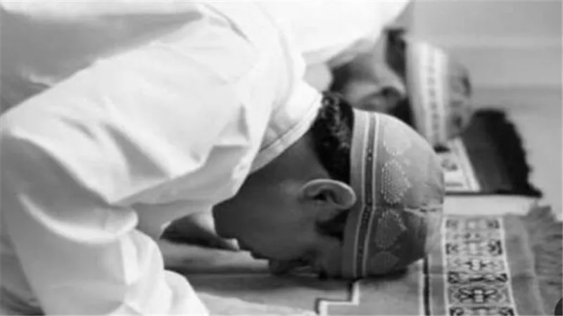 موعد أذان العشاء اليوم 4-6-2026 في جميع محافظات الجمهورية