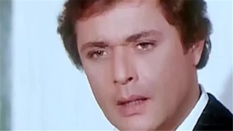 محمود عبد العزيز.. ذكريات الساحر التي بقيت في قلوب وعقول الجمهور العربي