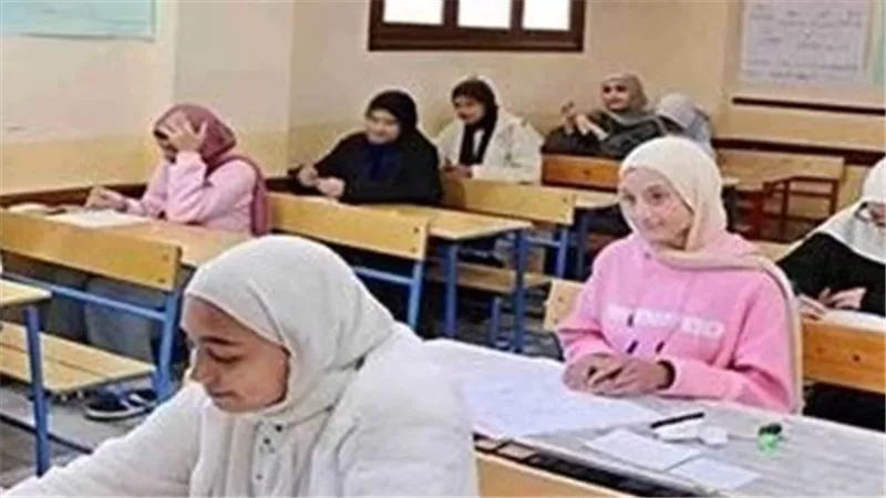 استعدادات مكثفة لإنهاء تصحيح نتائج سنوات النقل في مدارس الجيزة