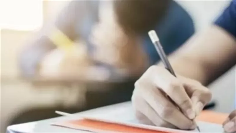 خريطة امتحانات الشهادة الإعدادية 2026: مواعيد المواد الدراسية في كافة المحافظات
