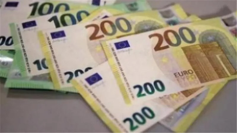 التحديث اليومي لأسعار اليورو في البنوك الحكومية والخاصة بمصر