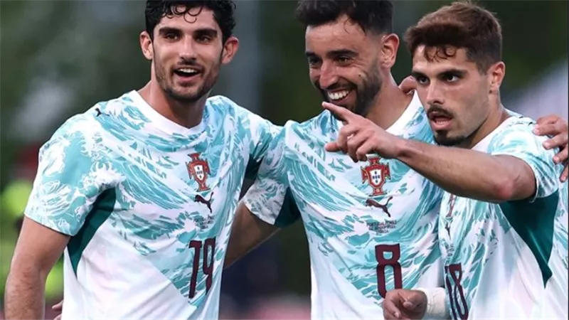 غيديس وبرونو فيرنانديز يقودان البرتغال للفوز على تشيلي وديًا