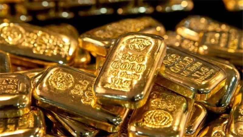 تذبذب محدود للمعدن الأصفر في أسواق الإمارات مع بداية تعاملات الأسبوع