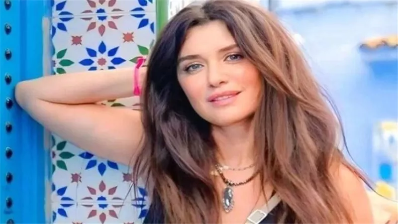 من مسلسل 