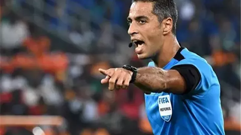 فيفا يعلن موعد الظهور الأول للحكم أمين عمر في كأس العالم 2026