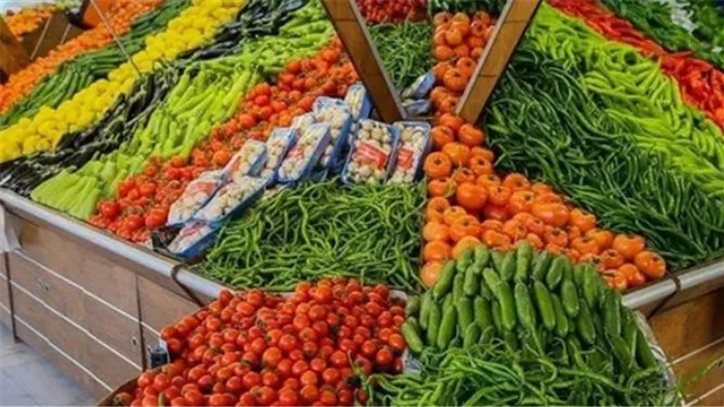 أسعار الفاكهة الموسمية (البطيخ والكنتالوب والخوخ)