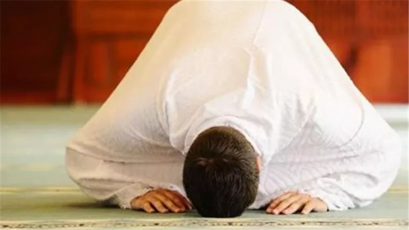 مواقيت الصلاة اليوم: دليلك الكامل لأداء الصلوات في مواعيدها