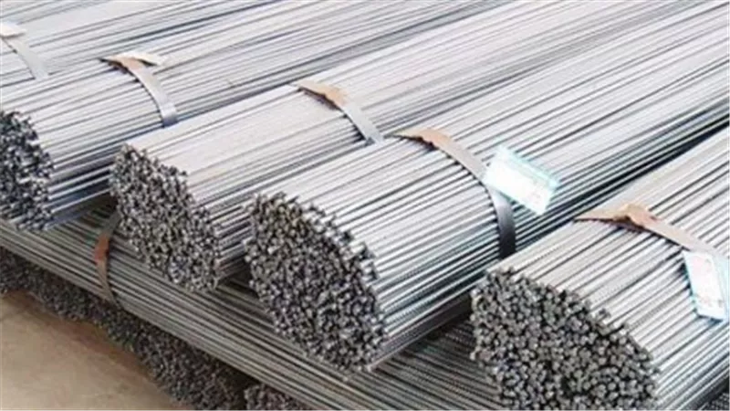 سوق مواد البناء المصري: استقرار أسعار الحديد والأسمنت في التعاملات الصباحية