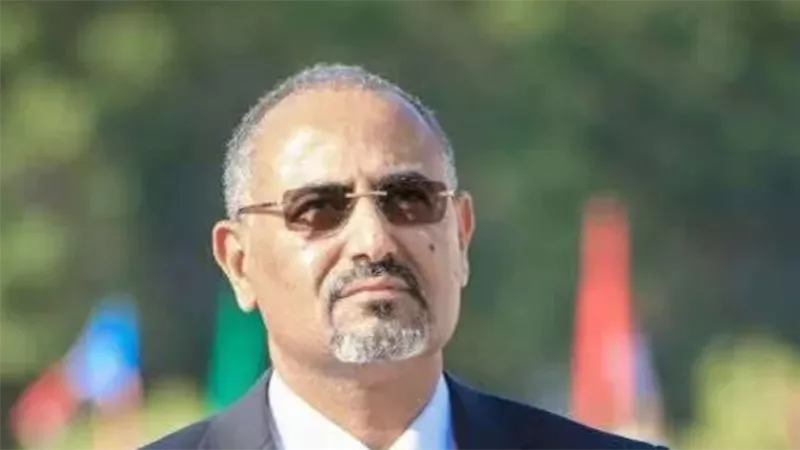 صمام أمان القضية الجنوبية: التلاحم الشعبي مع اللواء الزبيدي يربك حسابات الدس والوقيعة
