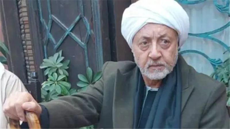 الرحلة الفنية: من أبو حمص إلى العالمية.. من هو عبد العزيز مخيون؟