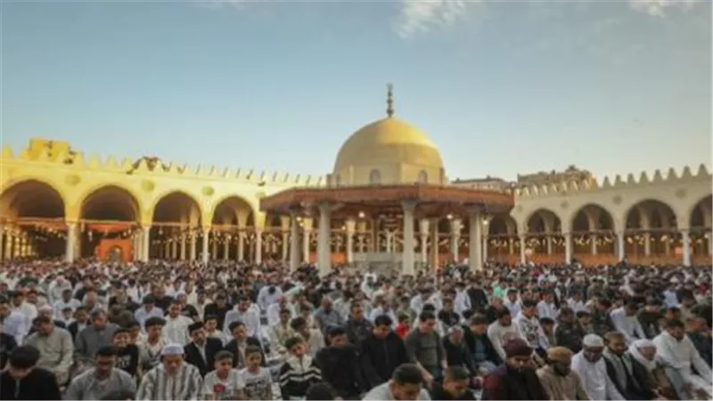 مواقيت الصلاة اليوم السبت 13 يونيو 2026: مواعيد دقيقة للفجر والعشاء