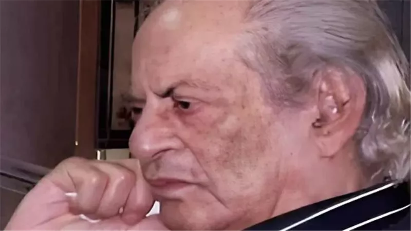 الفنان والمخرج سعد أردش: أيقونة أكاديمية ومسرحية لا تُنسى في الوجدان المصري