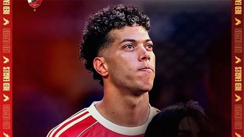 مكتشف إمام عاشور: اللاعب لا يفكر في الرحيل عن الأهلي.. وإمكاناته تفوق مستواه الحالي بمليون مرة
