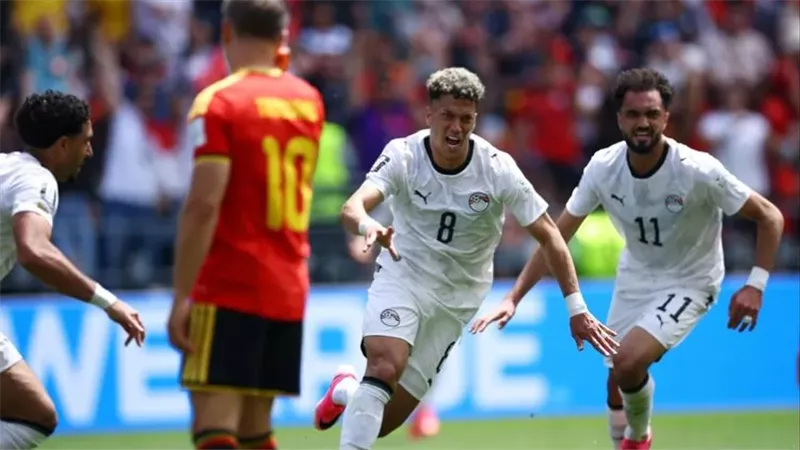 مصر تفرّط بأول فوز في كأس العالم وبلجيكا تتعادل بهدف عكسي