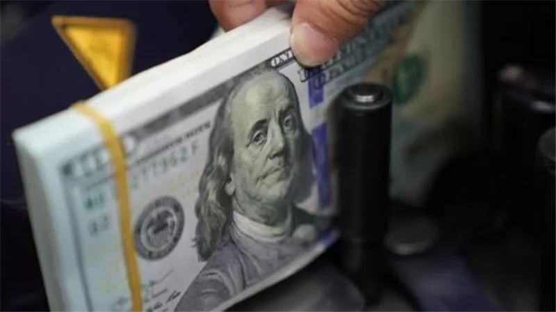 تحليل حركة سعر الصرف اليوم: استقرار ملحوظ في تعاملات البنوك