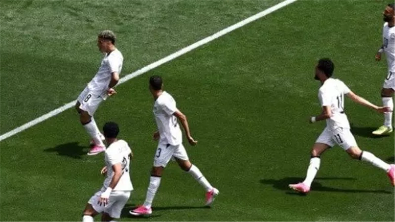 منتخب مصر يكمل تحضيراته الفنية والبدنية للقاء نيوزيلندا في المجموعة السابعة