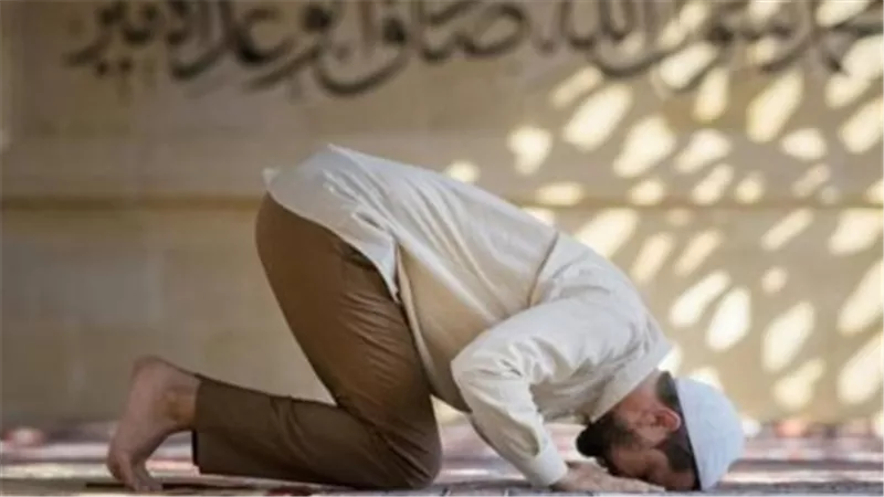 مواعيد الصلاة حسب التوقيت المحلي لمدن ومحافظات الجمهورية