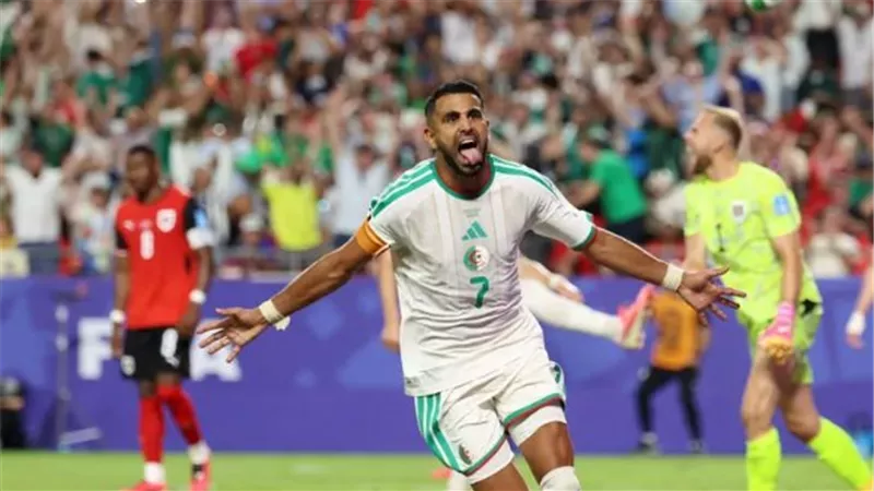 الجزائر تتفادى إسبانيا وتتقاسم التأهل مع النمسا في كأس العالم