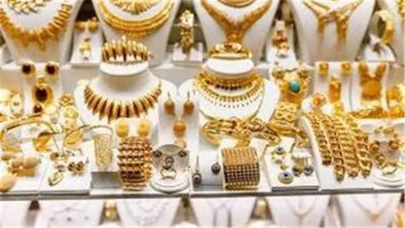 متابعة لحظية لأسعار الذهب في مصر: استقرار عيار 18 عند مستوى 4860 جنيهًا